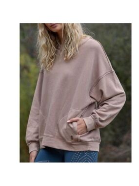 NWT Free People Movement Mette Sweatshirt pullover in Violet Amber